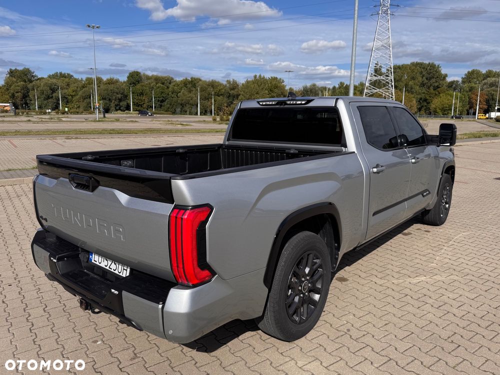 Toyota Tundra - 4