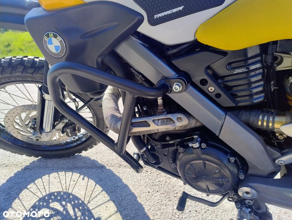 BMW G - 17