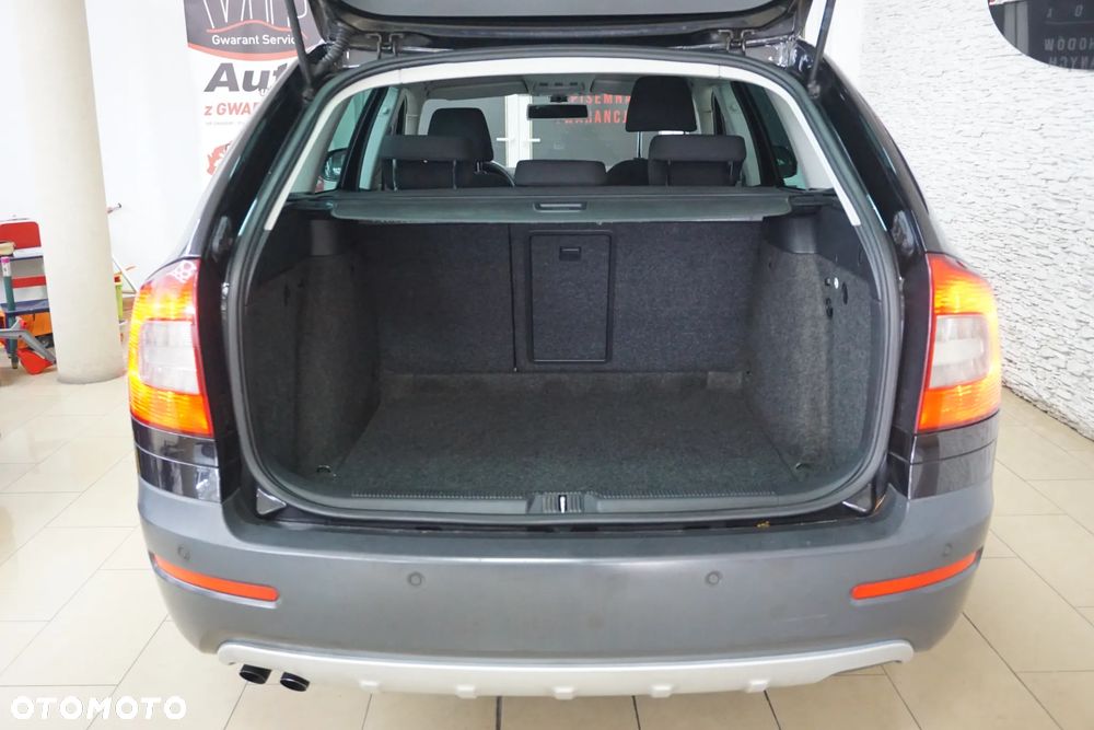 Skoda Octavia 2.0 TDI DPF 4x4 Scout - 19