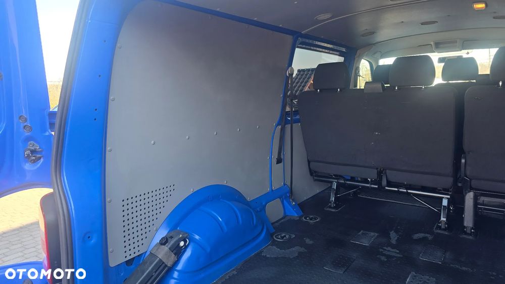 Volkswagen Transporter - 14