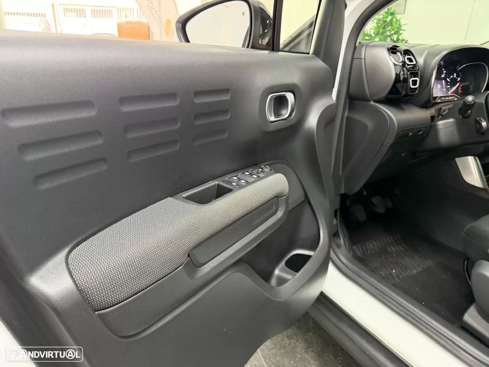 Citroën C3 Aircross 1.2 PureTech Shine - 11