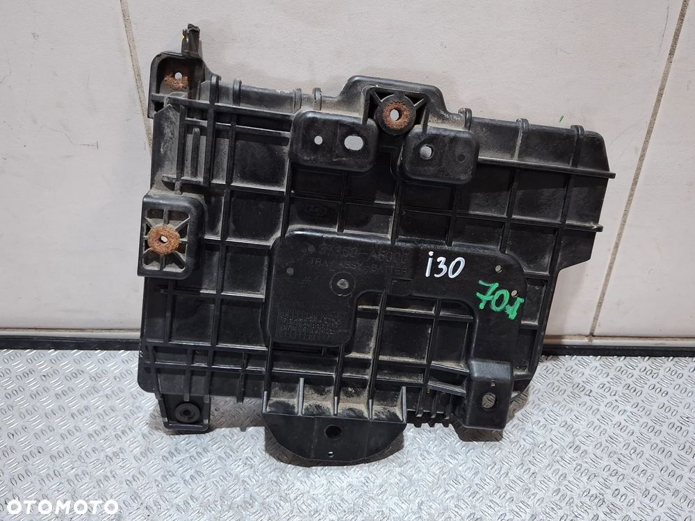 Podstawa akumulatora Hyundai i30 nr 37150A5000 - 3