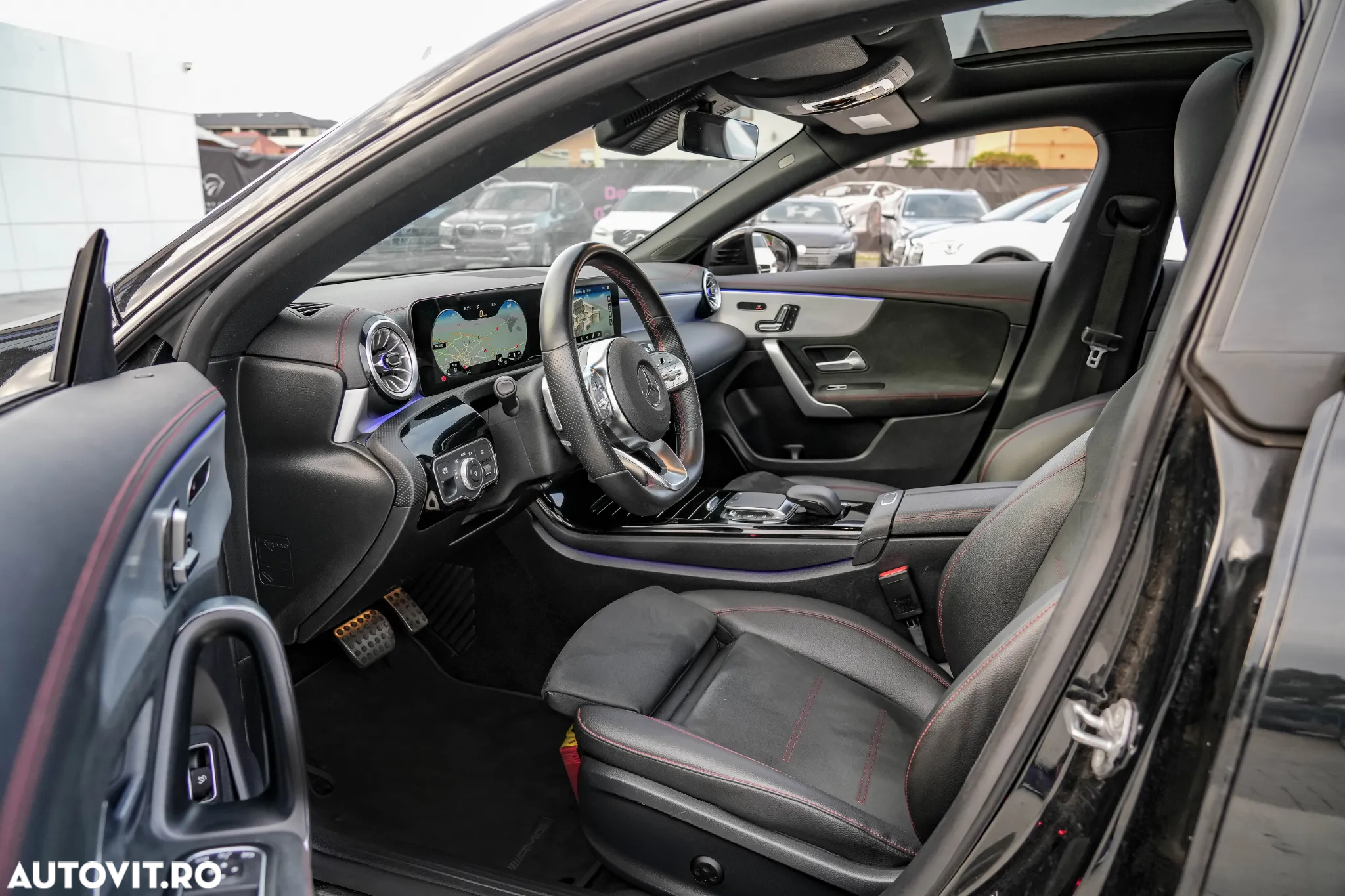 Mercedes-Benz CLA 180 7G-DCT AMG Line - 12