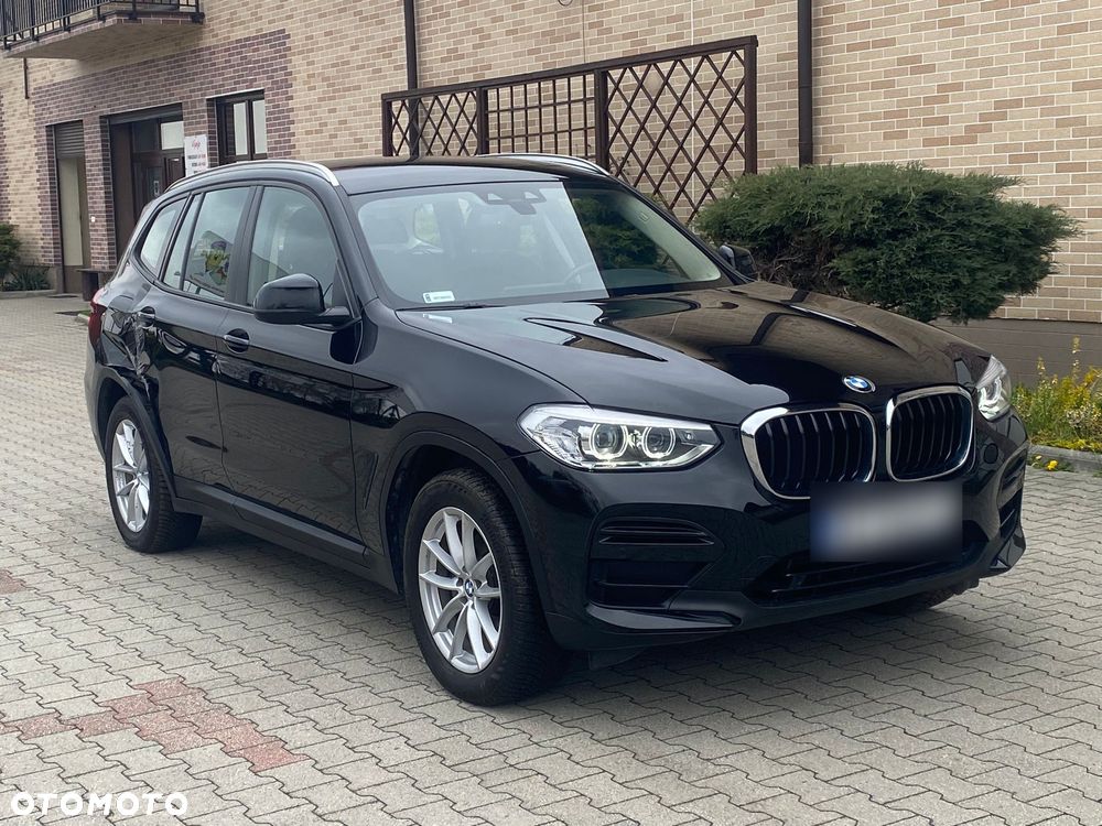 BMW X3 xDrive20i Advantage - 5