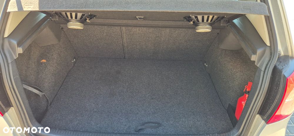 Volkswagen Golf 1.4 FSI Comfortline - 11