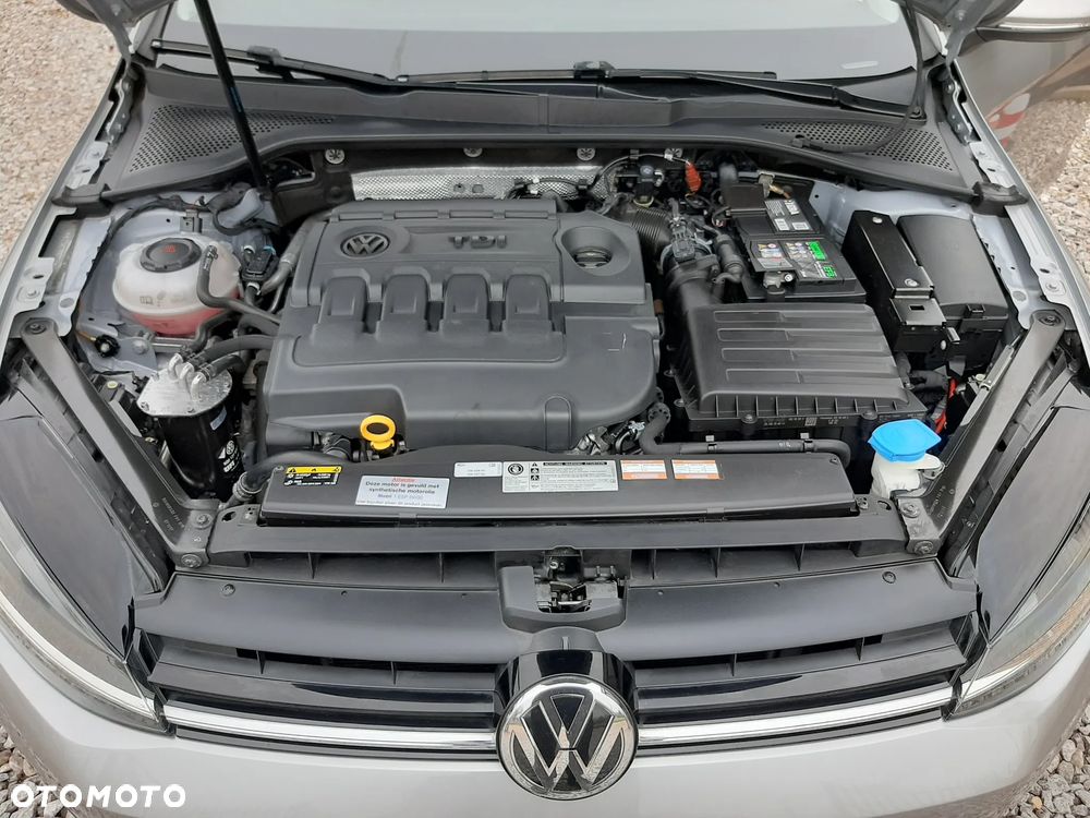 Volkswagen Golf 1.6 TDI (BlueMotion Technology) Comfortline - 28