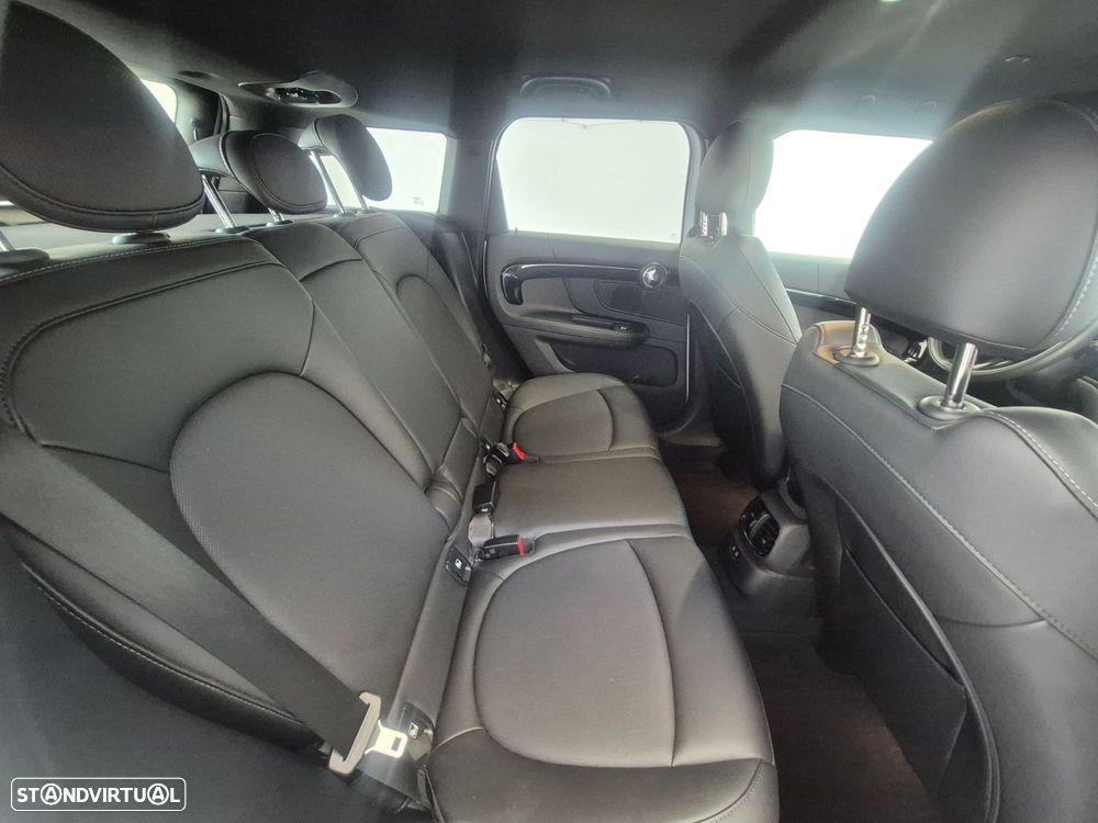 MINI Countryman Cooper SE ALL4 Auto - 26