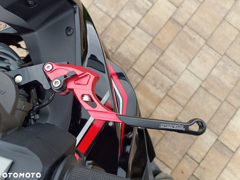 Kawasaki Ninja 1000 SX - 15
