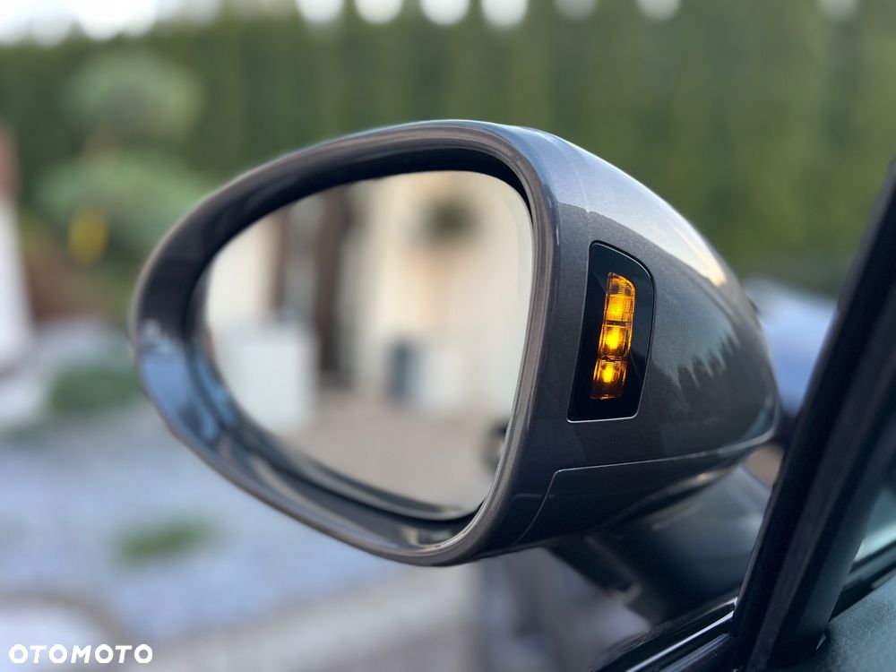 Porsche Macan T - 21