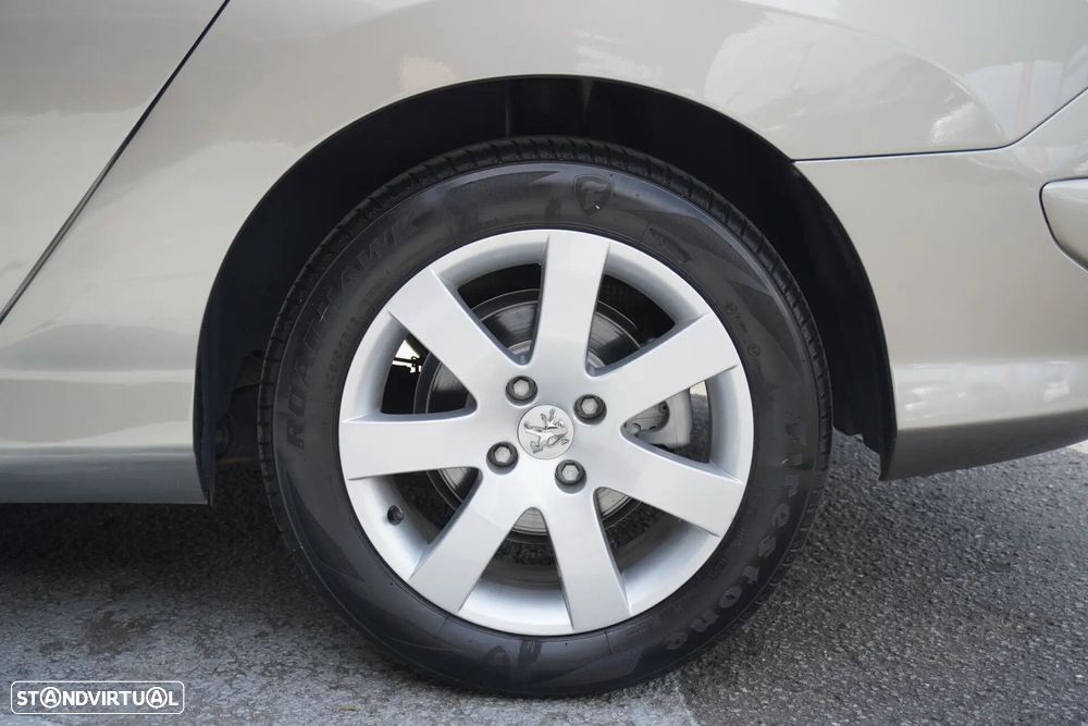 Peugeot 308 SW 1.6 HDi Executive CVM6 - 20