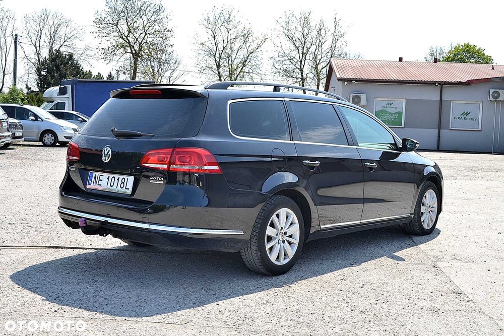 Volkswagen Touran - 4