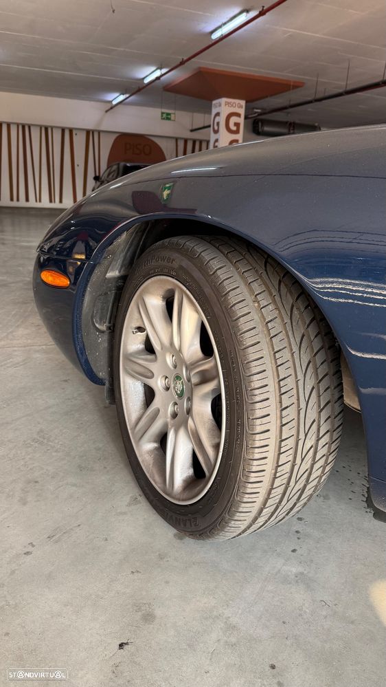 Jaguar XK XK8 4.0 Coupé Sport — fotografia 9