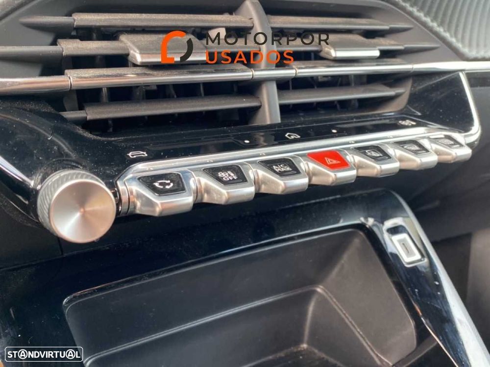 Peugeot 2008 1.2 PureTech Style - 15