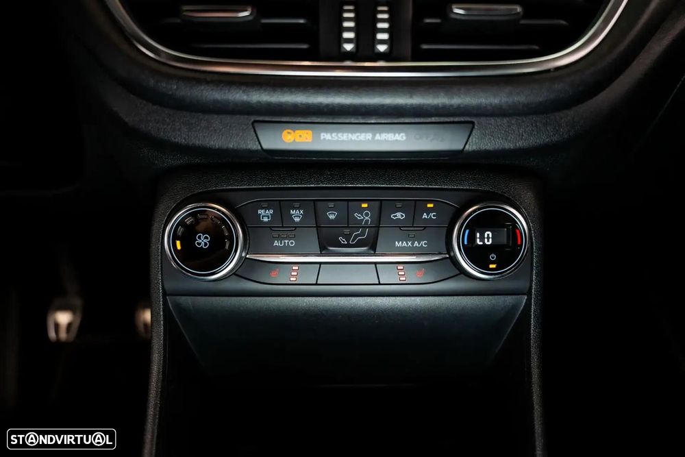 Ford Fiesta 1.5 EcoBoost ST - 38