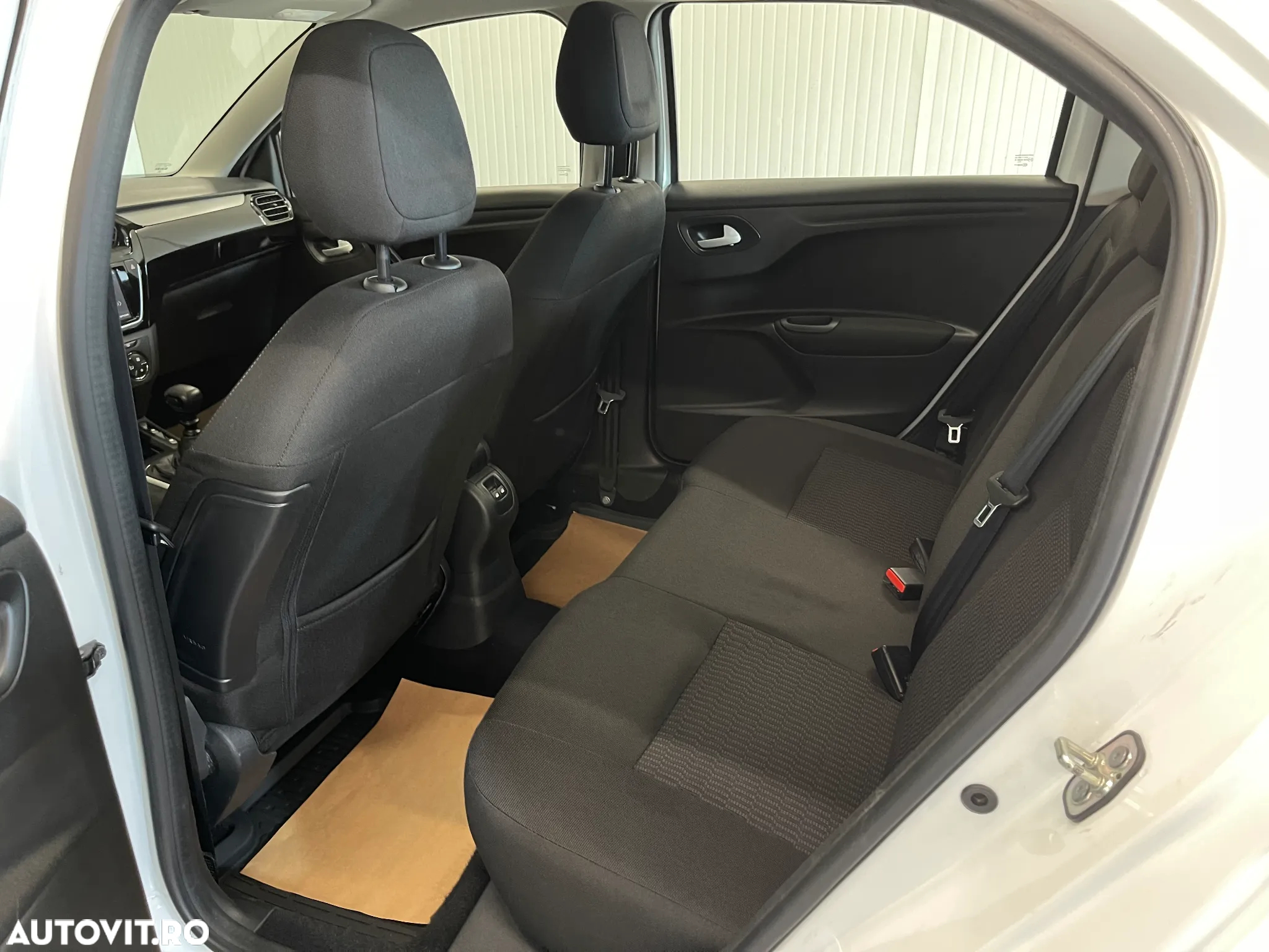 Peugeot 301 1.5 BlueHDI FAP Allure - 10