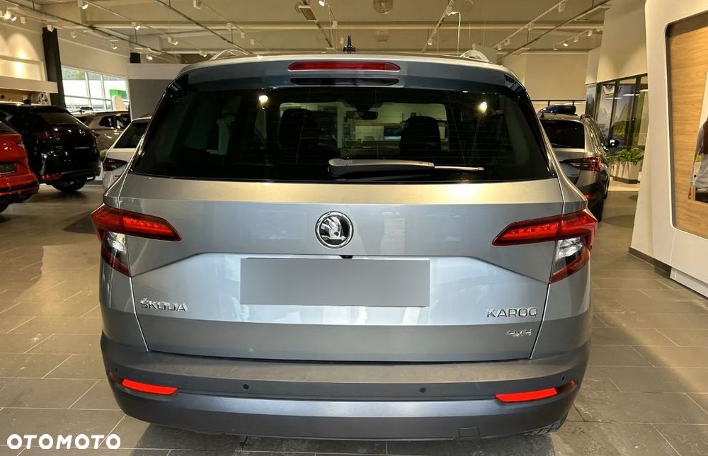 Skoda Karoq 2.0 TDI SCR 4x4 Style DSG - 9