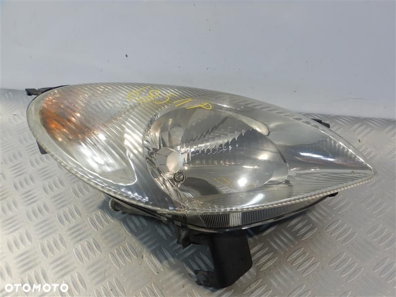 Reflektor lampa przód prawa Citroen Xsara Picasso 1999-2004 VALEO - 1