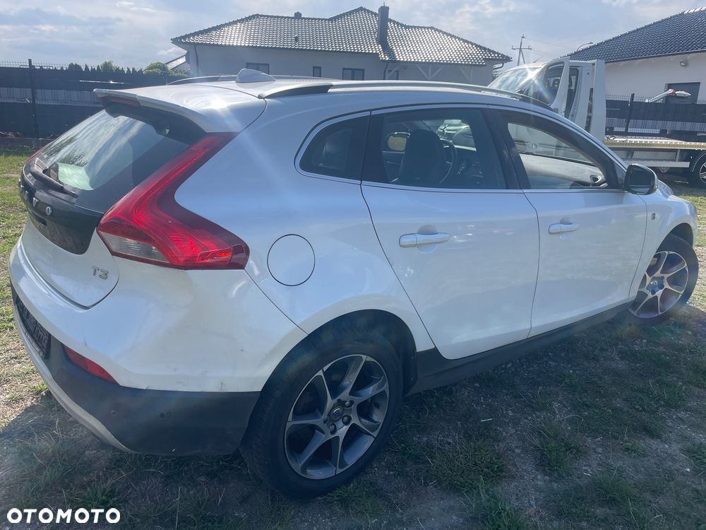 Volvo V40 Cross Country T3 Ocean Race - 6