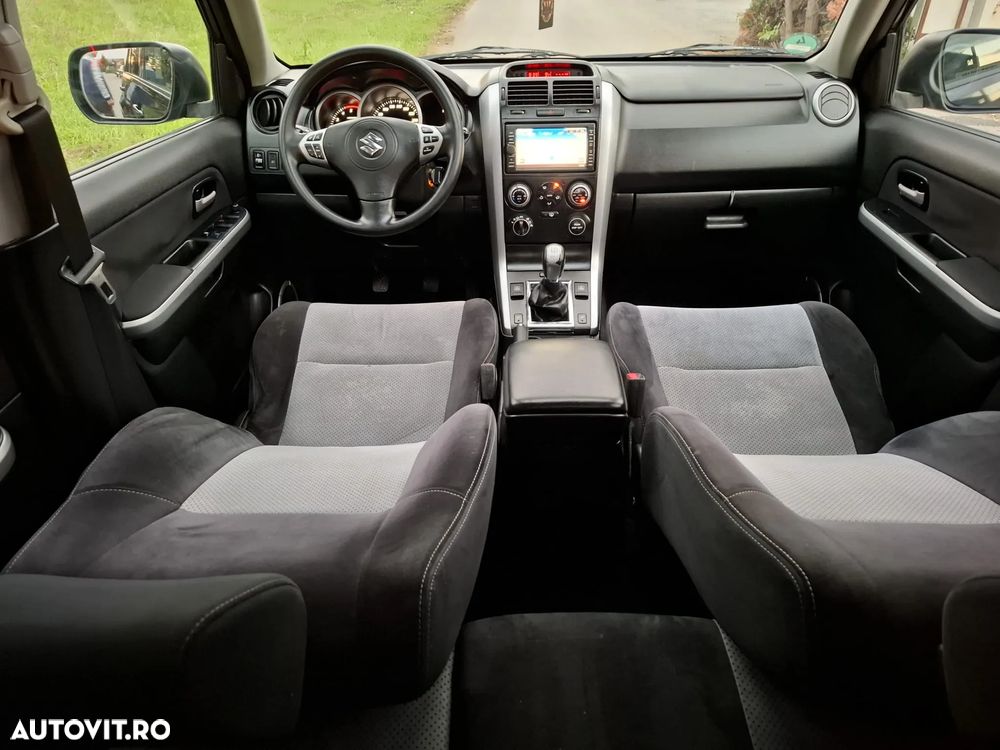 Suzuki Grand Vitara 1.9 DDiS Comfort DPF Limited - 17