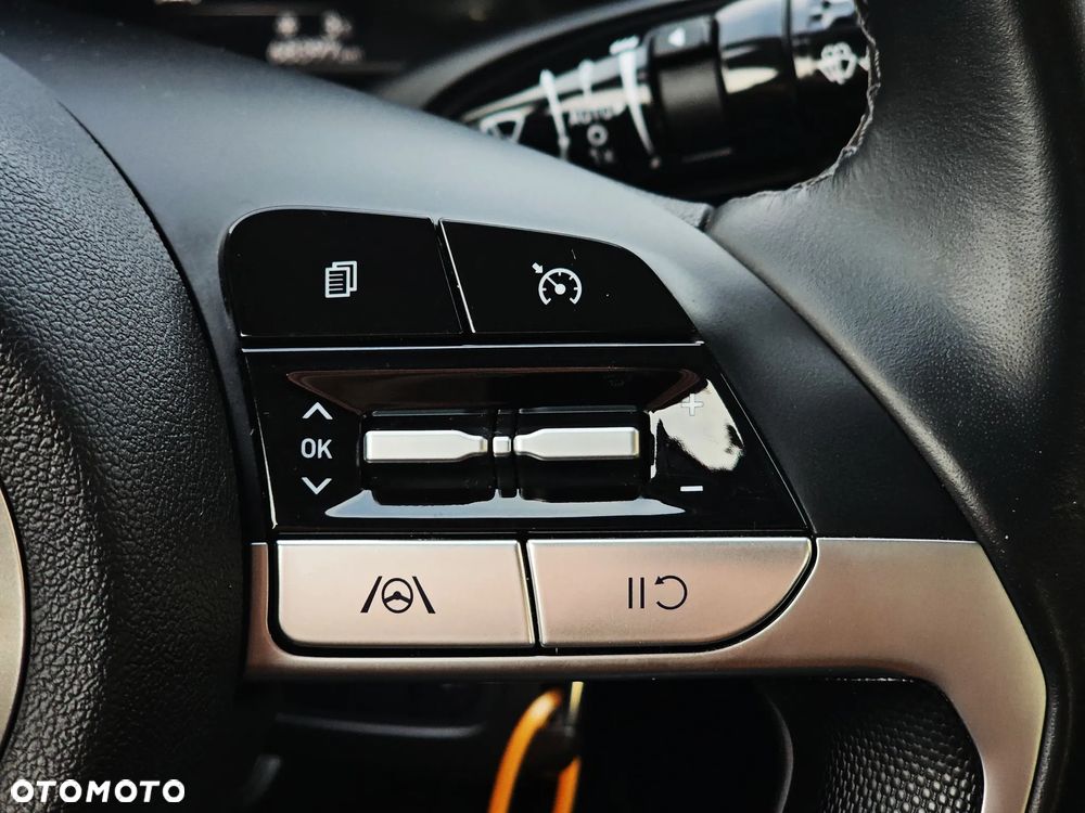 Hyundai Elantra 1.6 Smart - 19