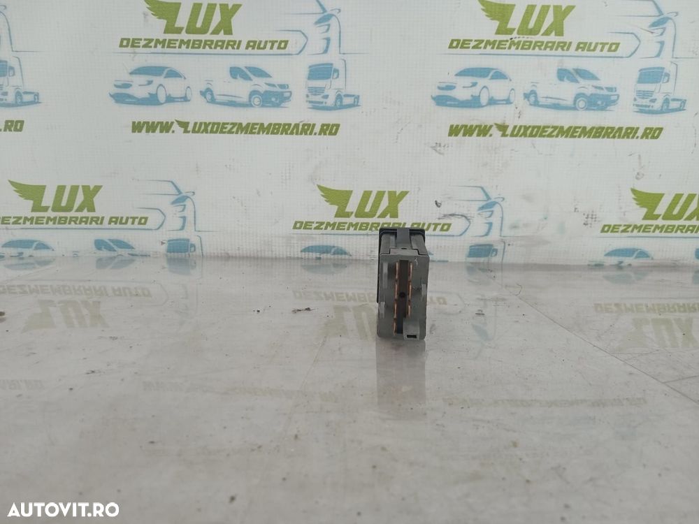 Buton avarie 1008990017 Volkswagen VW Passat B5 [1996 - 2000] - 2