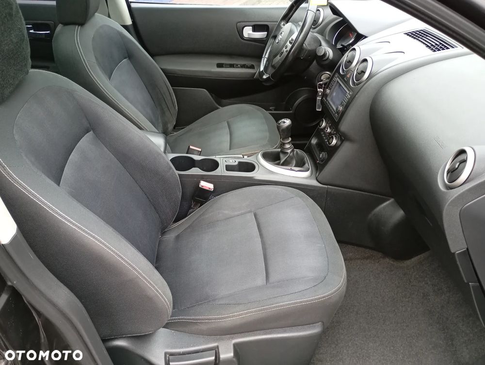 Nissan Qashqai 2.0 dCi Tekna - 33