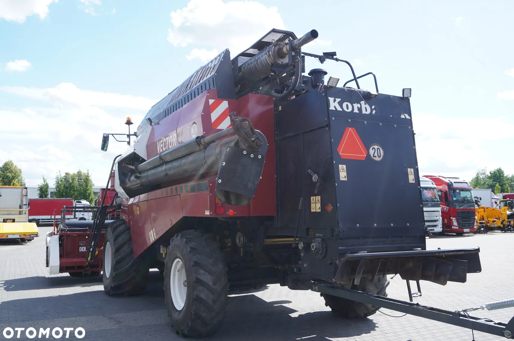 Rostselmash VECTOR 425 RSM-101 + wózek i heder - 8