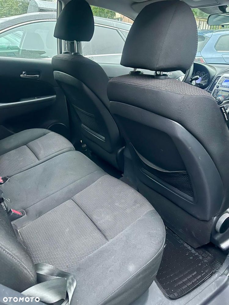 Hyundai i30 1.6 Comfort - 3