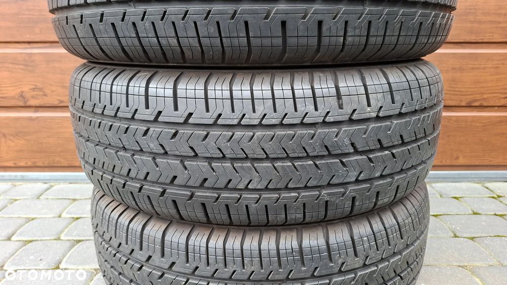 Opony letnie Michelin Agilis 215/60 R17C - 4