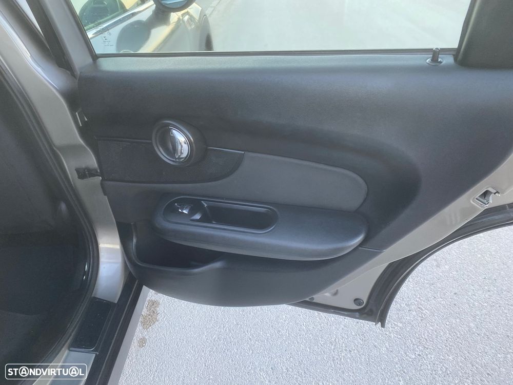 MINI Clubman One D Aut. - 19