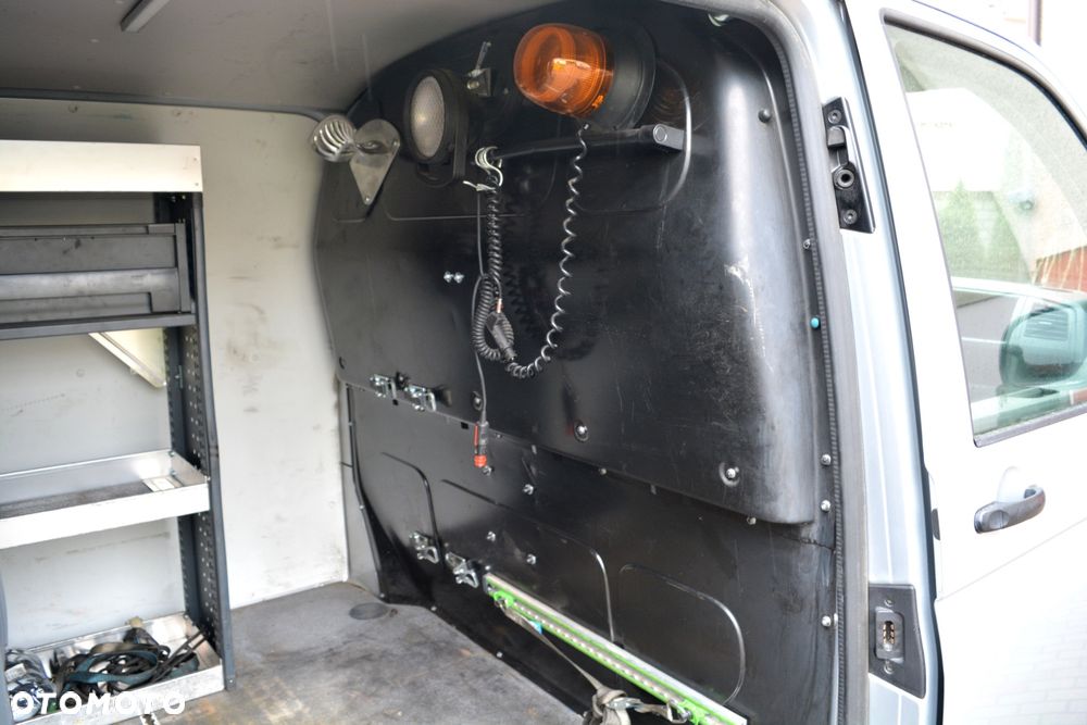 Volkswagen Transporter - 18