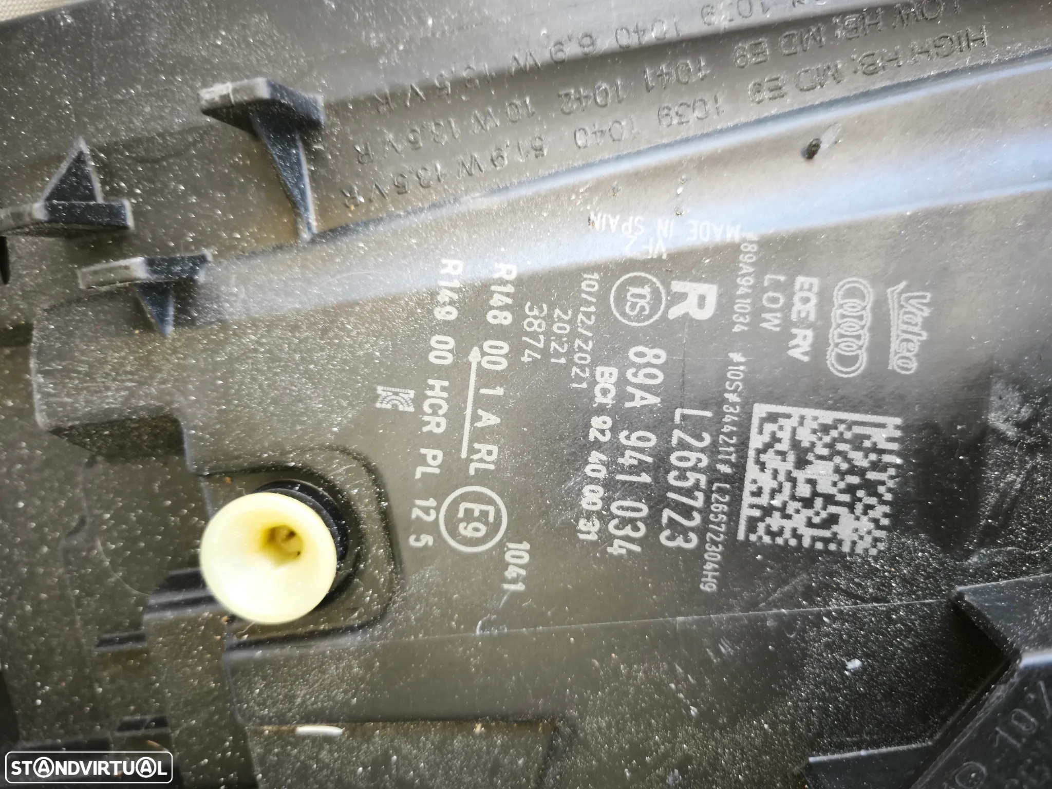 Farol direito  Led Audi Q4 - 89A941034 - 3
