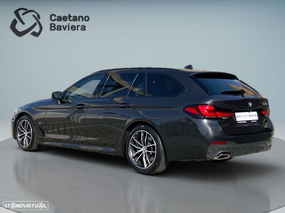 BMW 520 d Pack Desportivo M Auto - 26