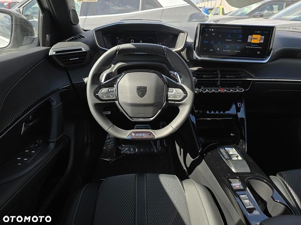 Peugeot 2008 PureTech mHEV GT e-DCS6 - 18