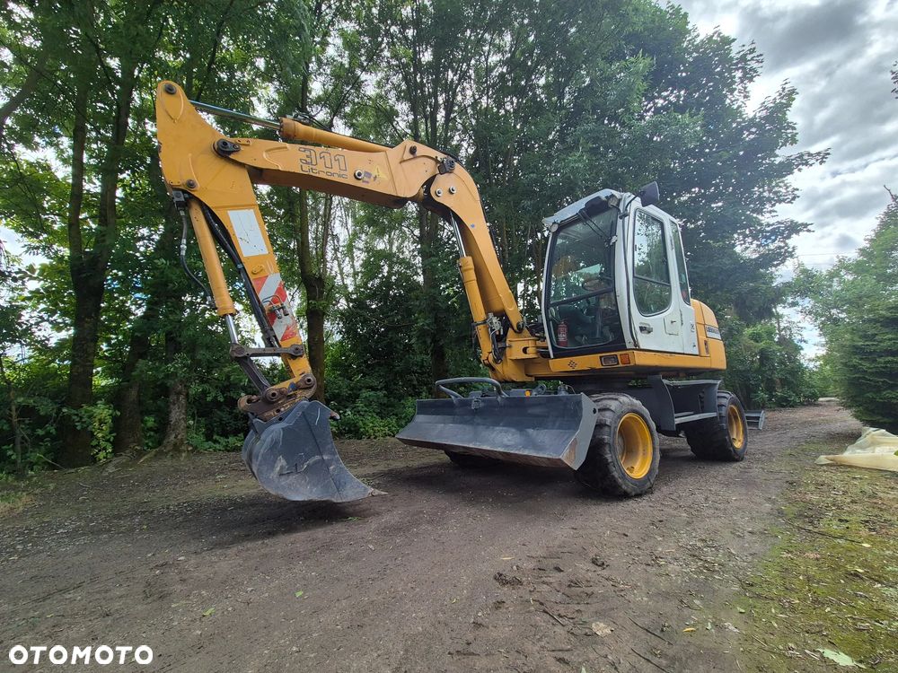 Liebherr A 311 Litronic - 1