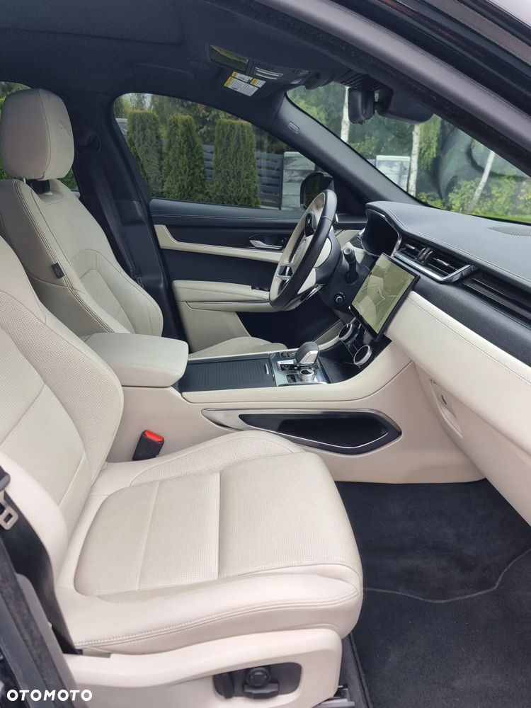 Jaguar F-Pace P250 AWD R-Dynamic S - 20