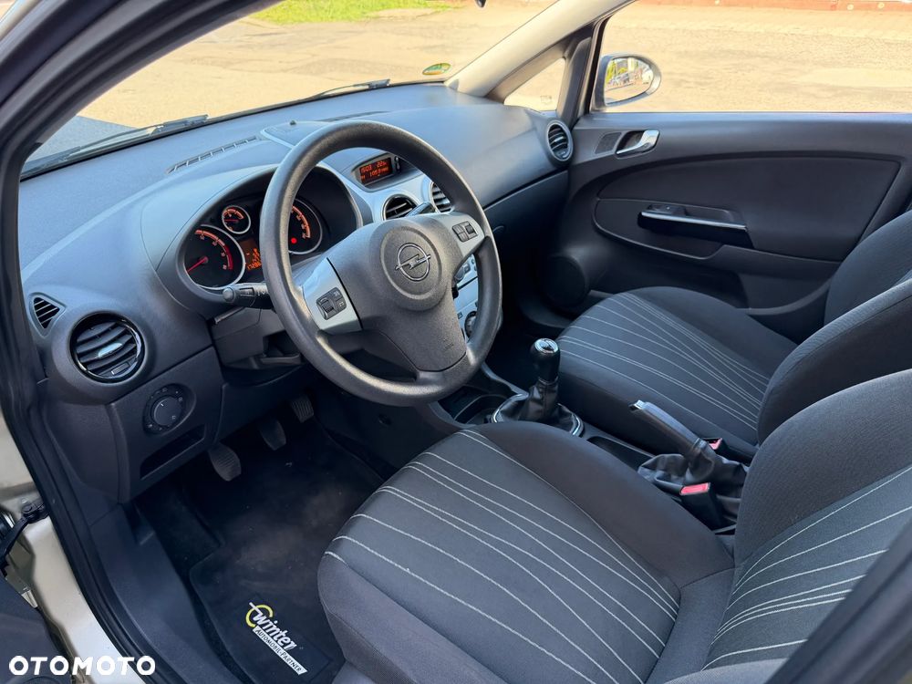 Opel Corsa 1.2 16V Innovation - 12