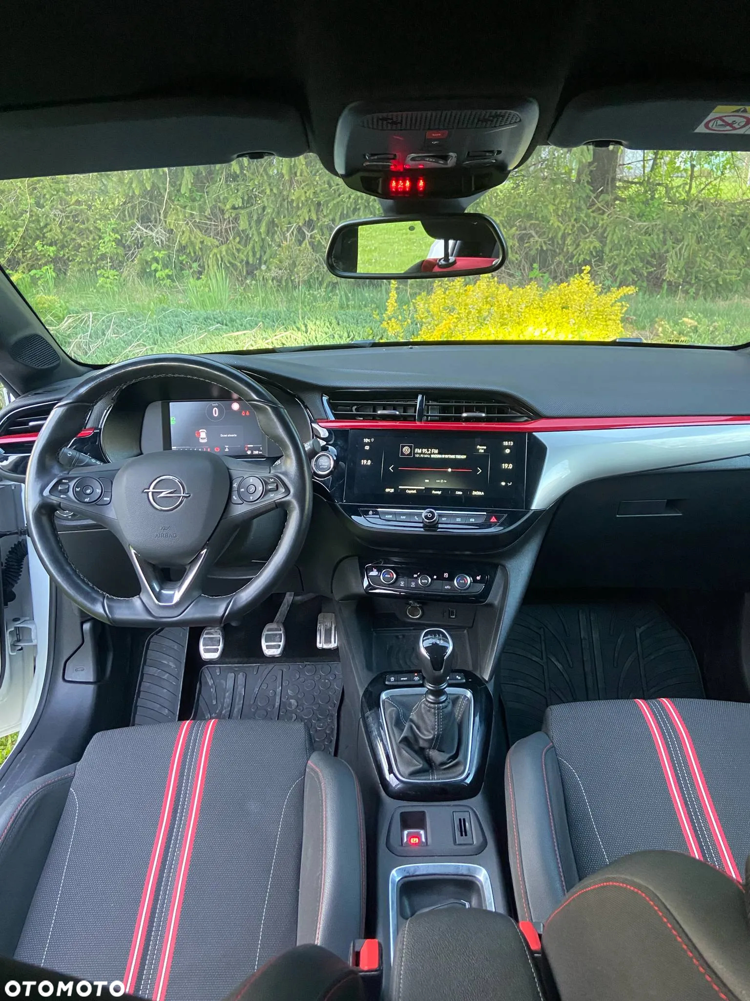 Opel Corsa 1.2 Direct Injection Turbo GS - 8