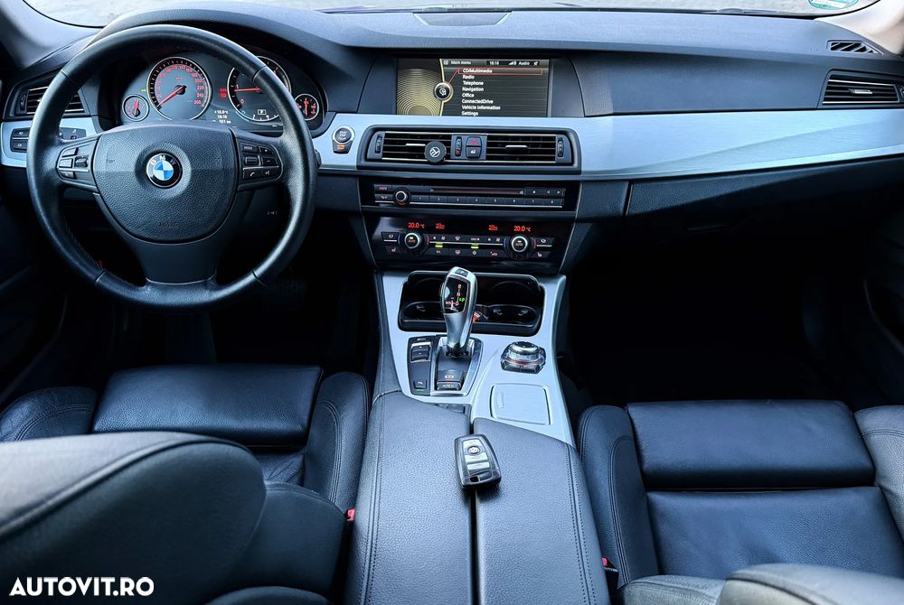 BMW Seria 5 520d Aut. - 11