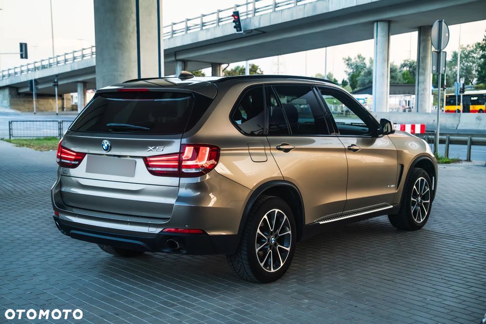 BMW X5 xDrive25d - 12