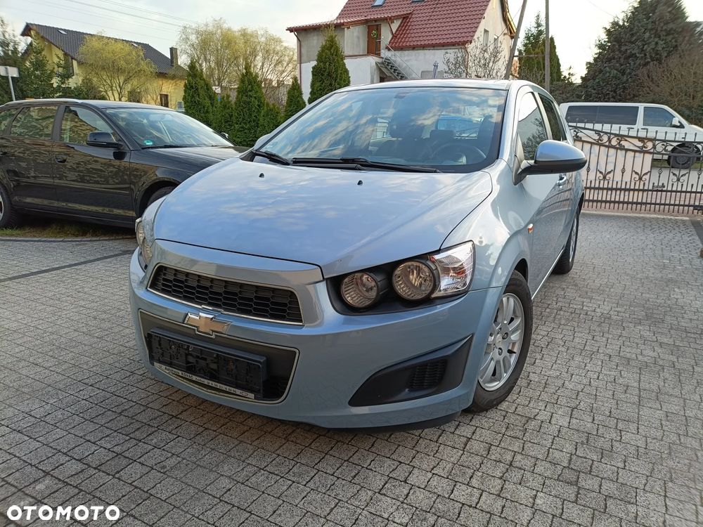 Chevrolet Aveo 1.4 LTZ - 11