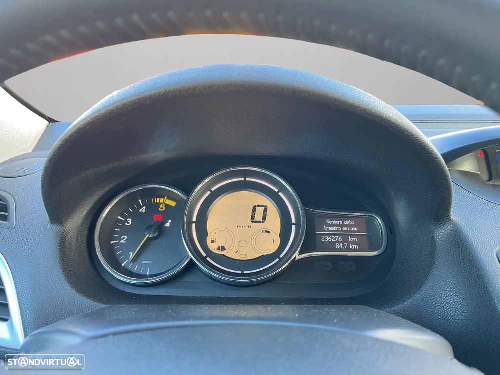 Renault Mégane Sport Tourer 1.5 dCi Dynamique - 11