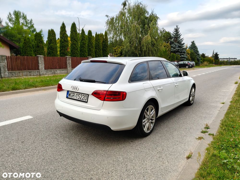 Audi A4 Avant 2.0 TDI Multitronic - 5