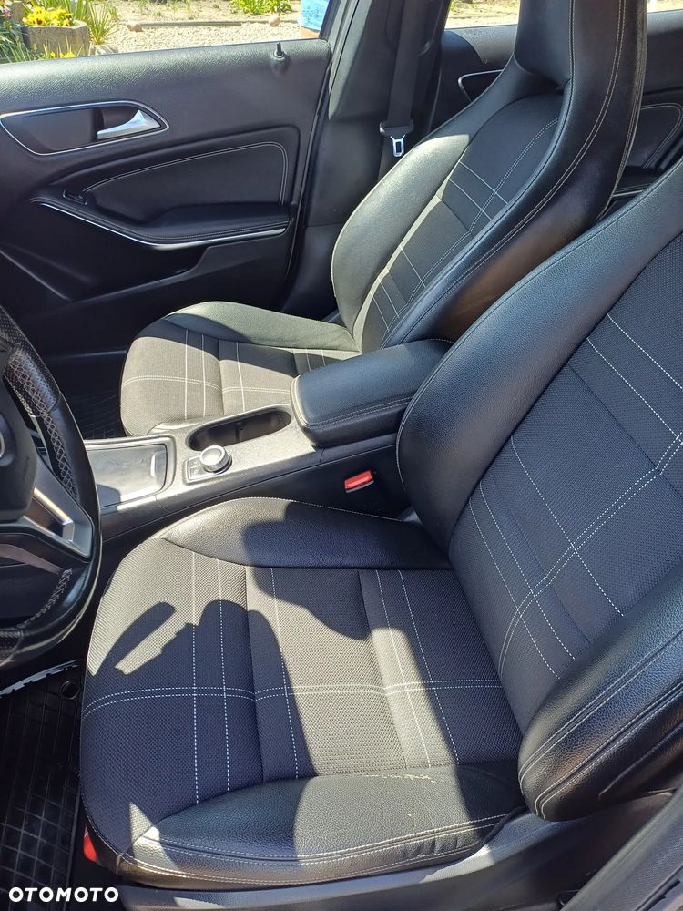 Mercedes-Benz GLA 250 4-Matic - 7