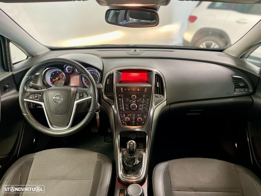 Opel Astra 1.7 CDTi Cosmo - 20