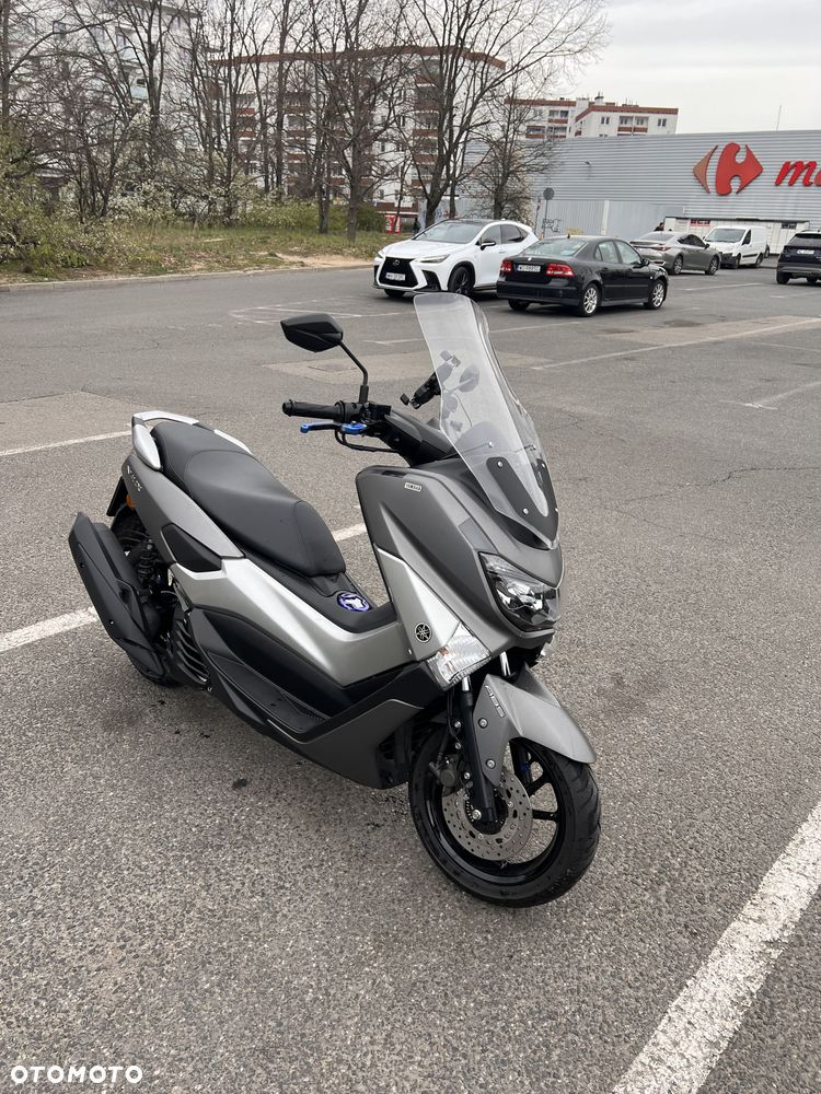 Yamaha NMAX - 17
