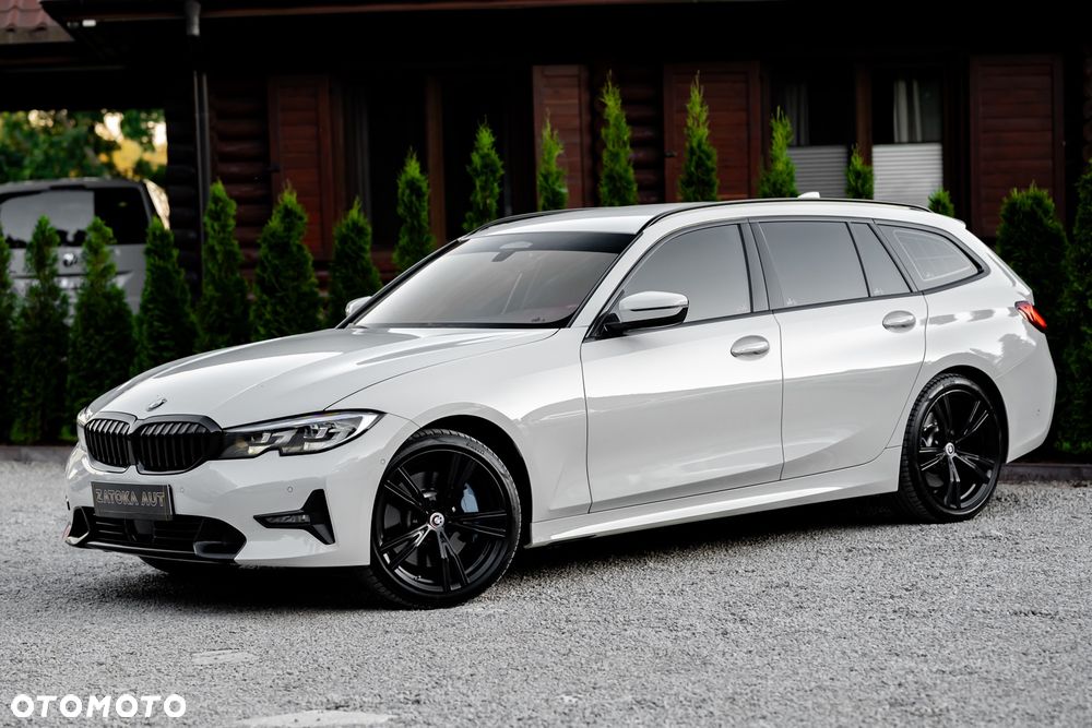 BMW Seria 3 330d xDrive M Sport - 3