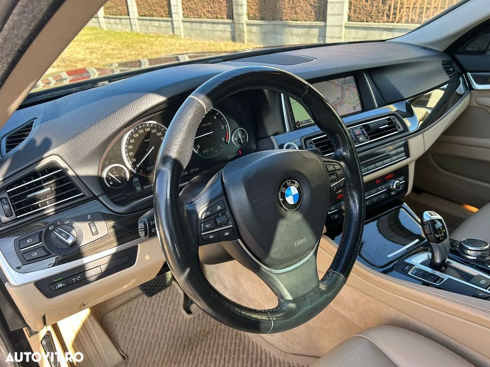 BMW Seria 5 520d xDrive AT - 21