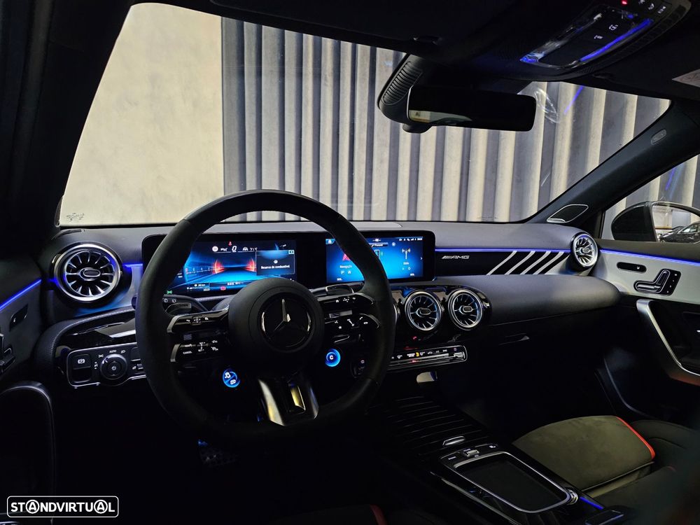 Mercedes-Benz A 45 AMG S 4Matic+ Speedshift DCT 8G - 11