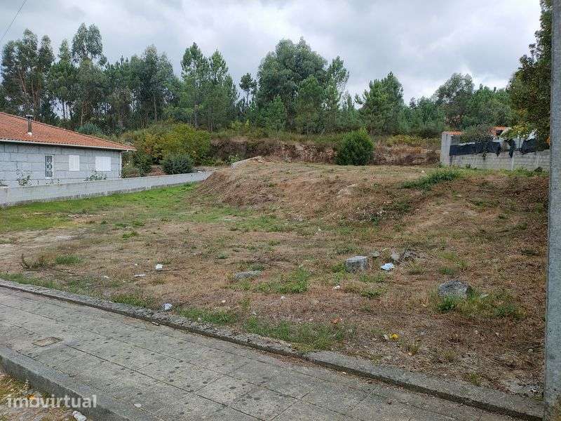 Lote para construção - Grande imagem: 2/4